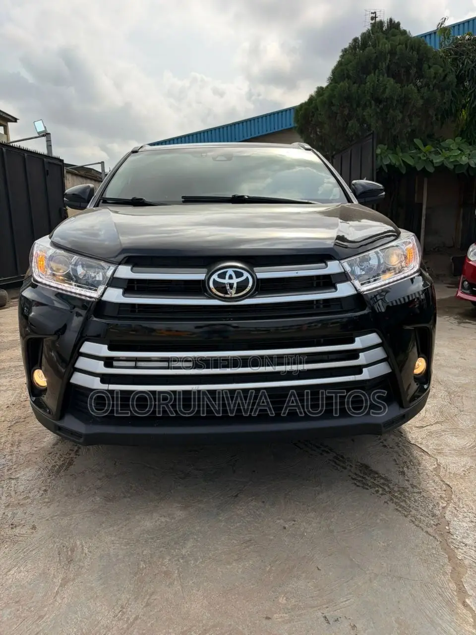 Toyota Highlander SE 4x4 V6 (3.5L 6cyl 8A) 2018 Black