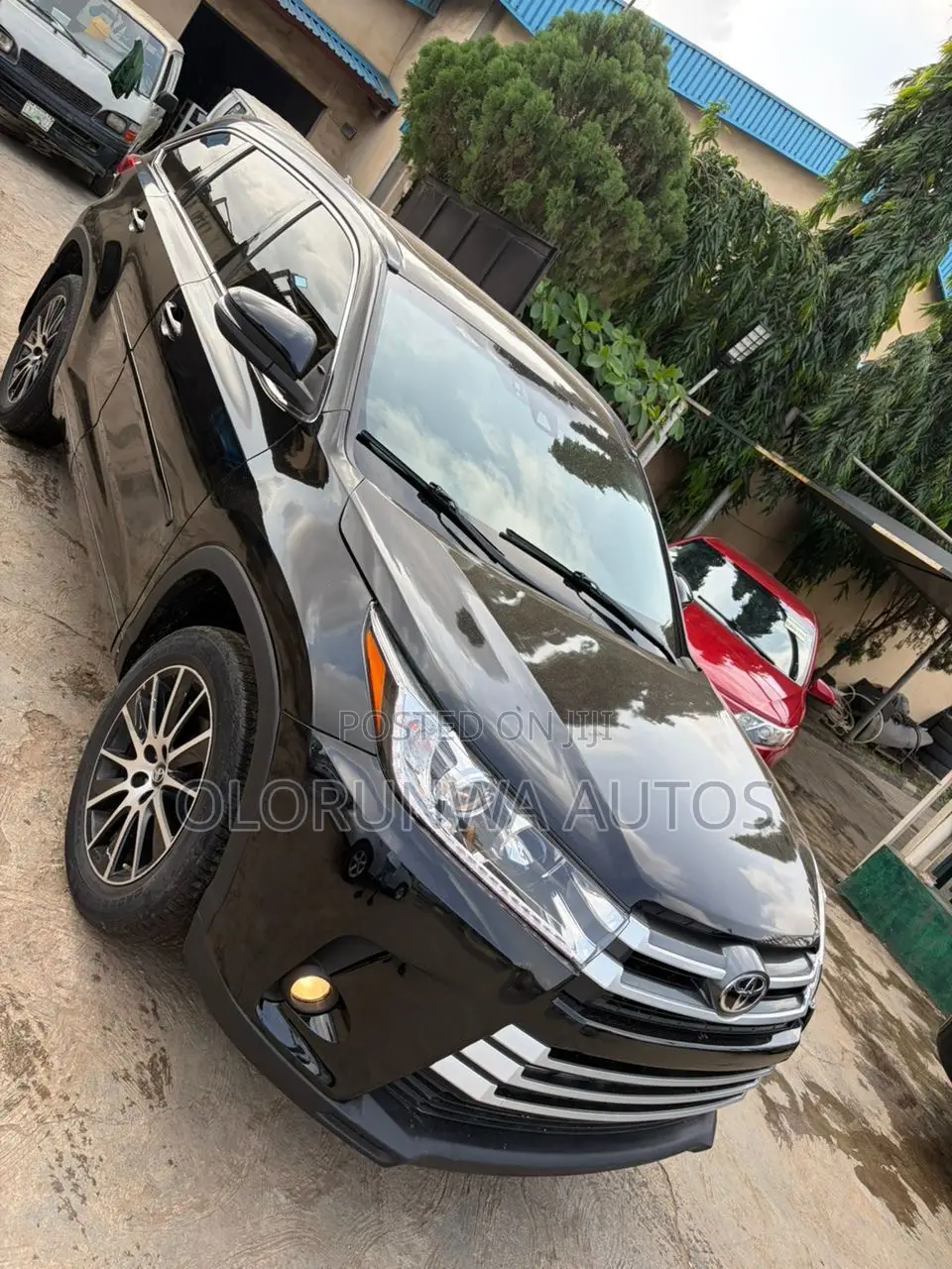 Toyota Highlander SE 4x4 V6 (3.5L 6cyl 8A) 2018 Black