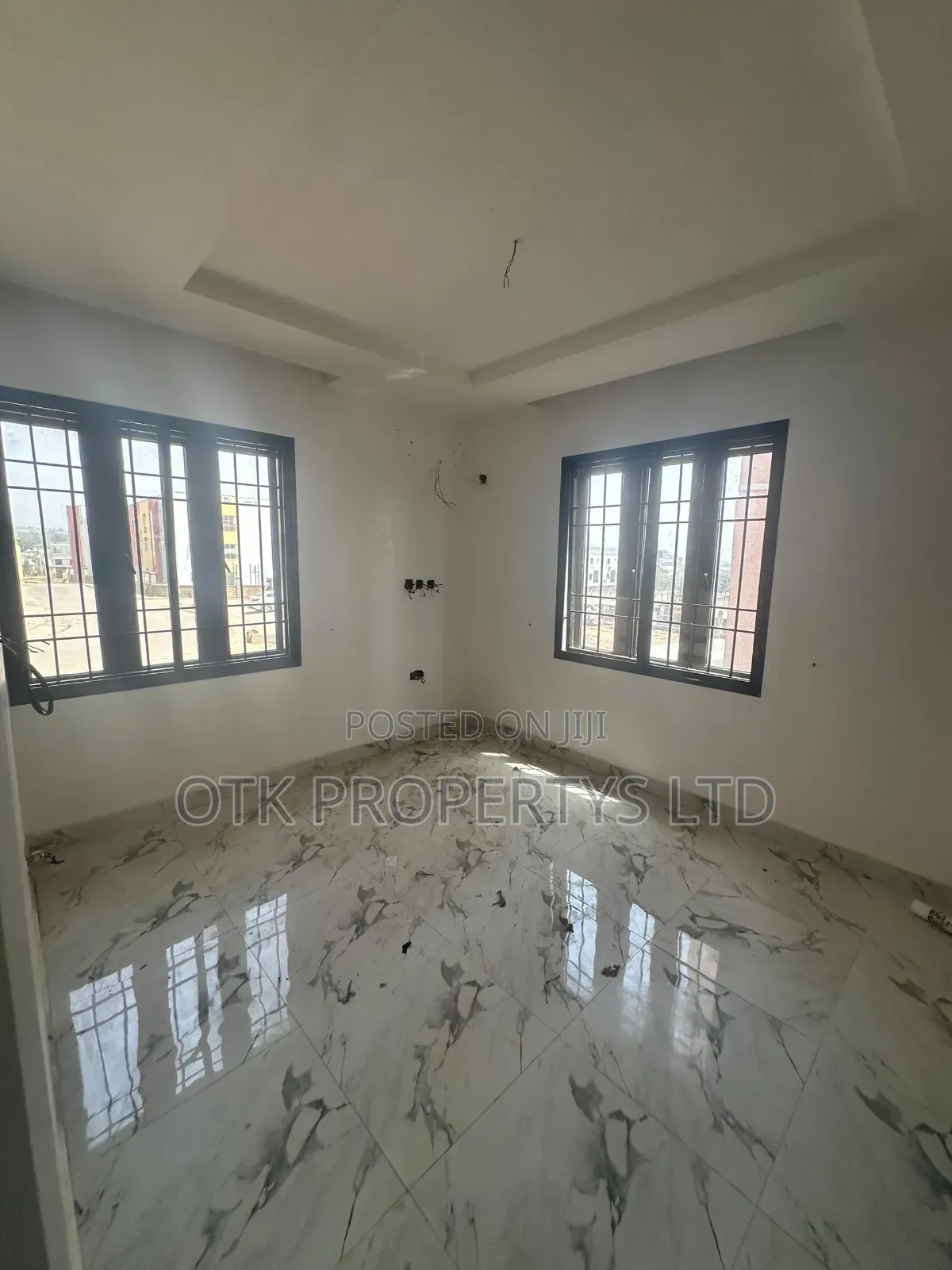 2bdrm Block of Flats in Earth Point Estate for rent