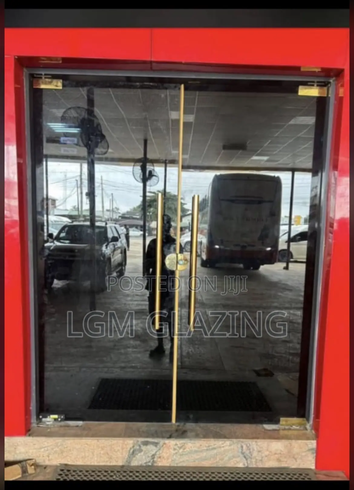 Professional 10mm Tampered Glass Door Installation | LGM Glazing