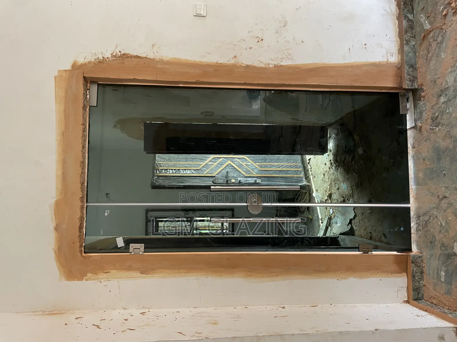 Professional 10mm Tampered Glass Door Installation | LGM Glazing