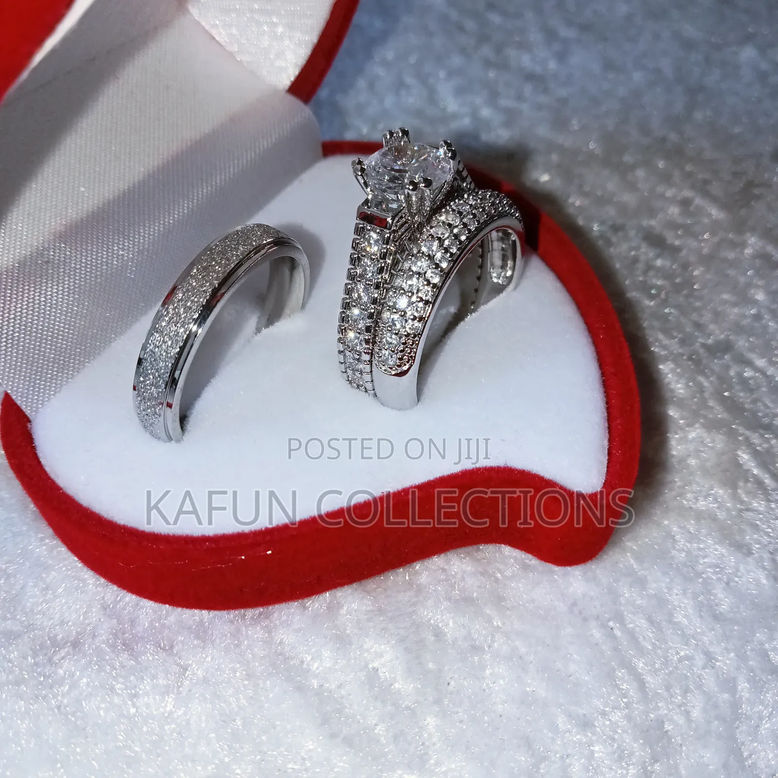 High Quality White Zirconia Luxury Couple's Ring Set