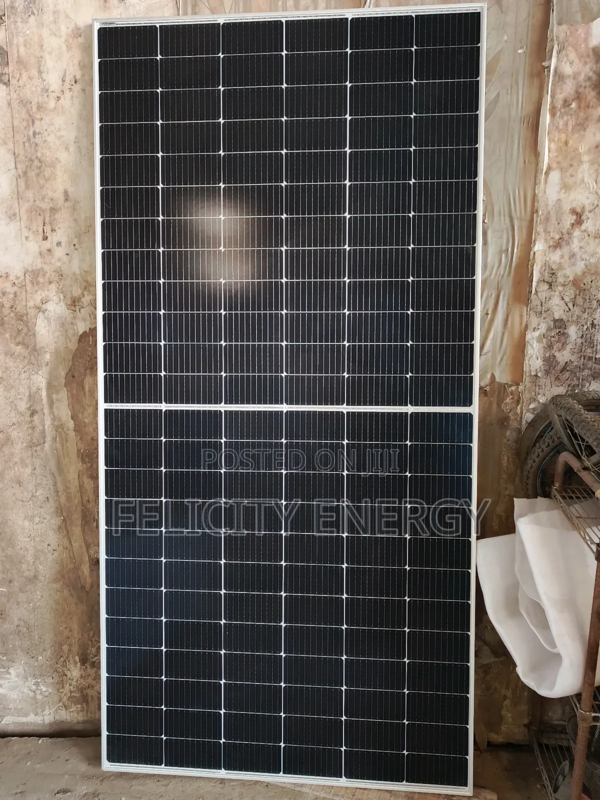 700watt Longi Solar Panel 156 Cells