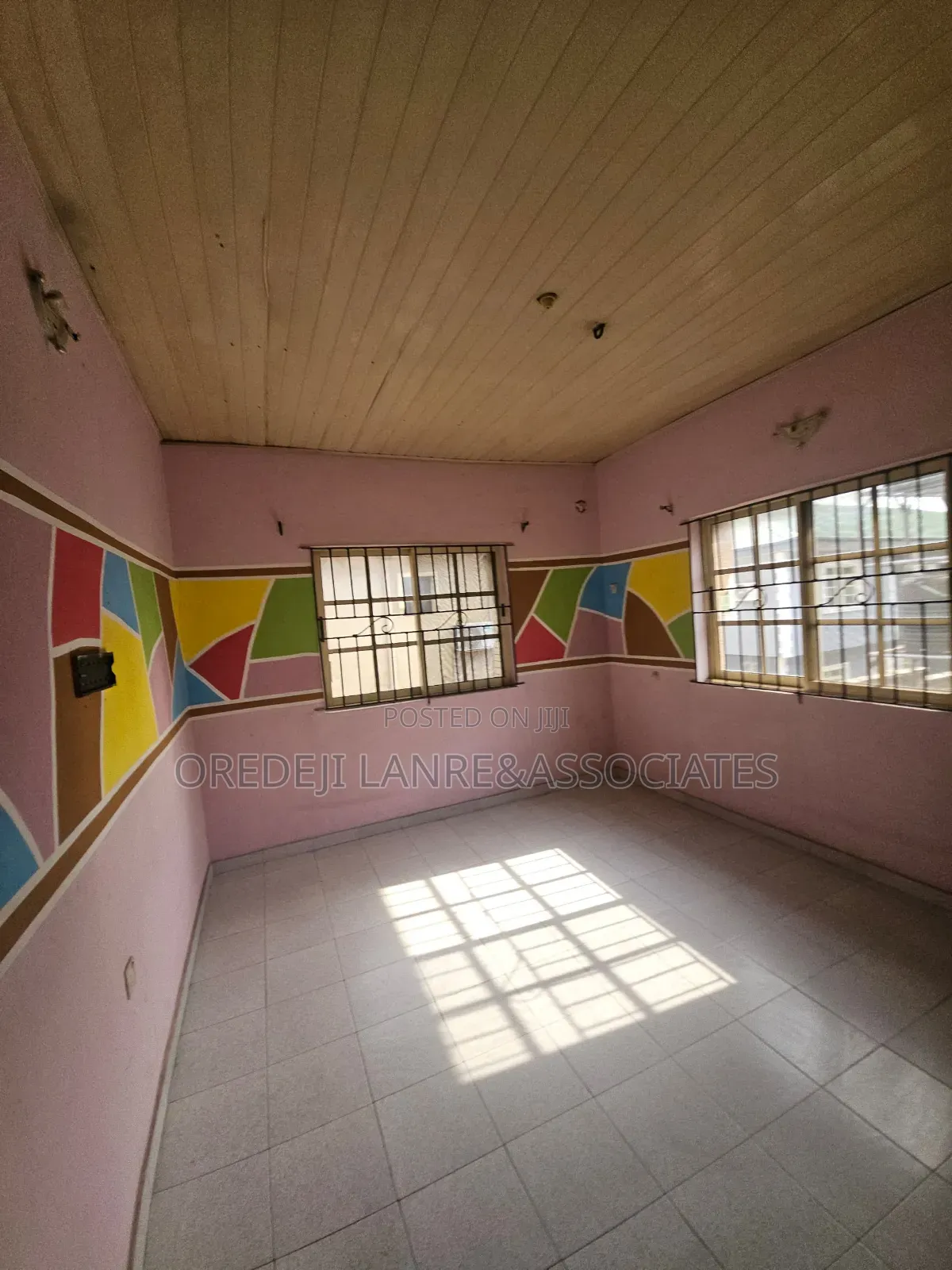 3bdrm Apartment in Magodo Phase1 for rent