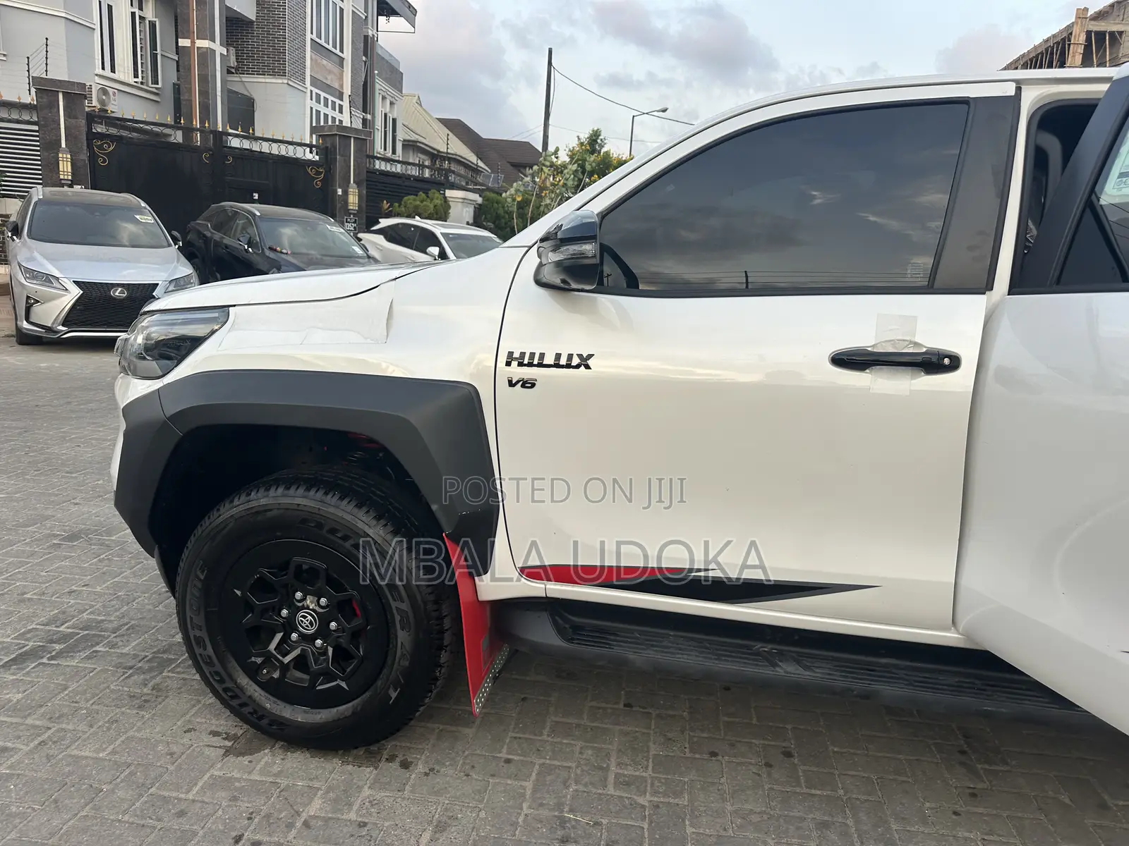 New Toyota Hilux 2025 White