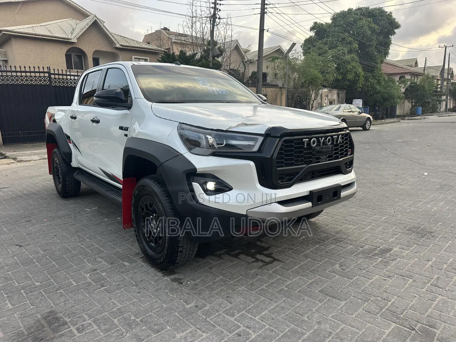 New Toyota Hilux 2025 White