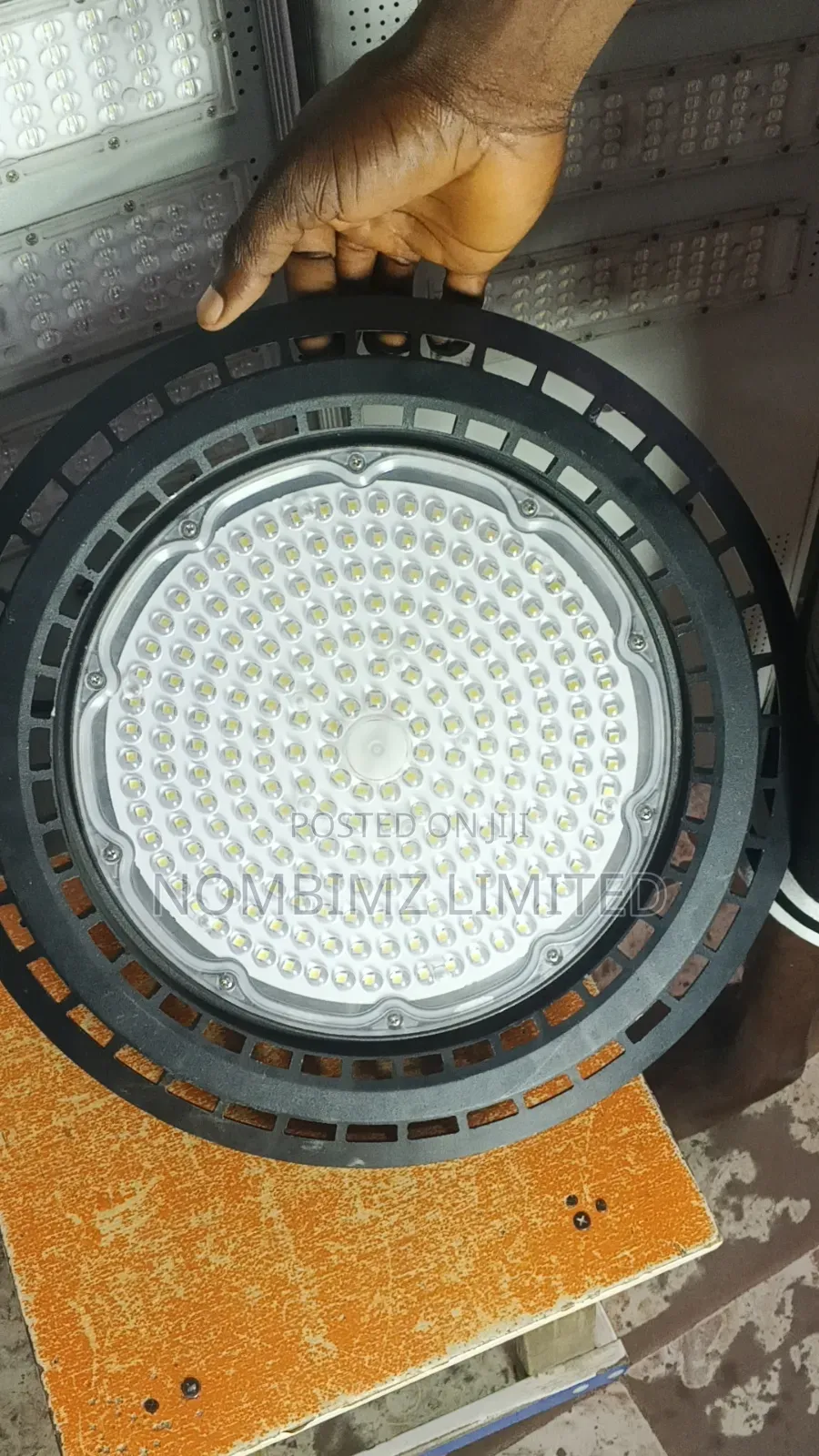200 Watts Led N.S Philips Lighting Holland Highbay Round Face