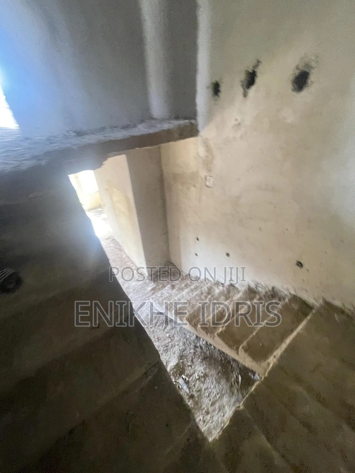 6bdrm Duplex in Diamond, Lugbe District for sale