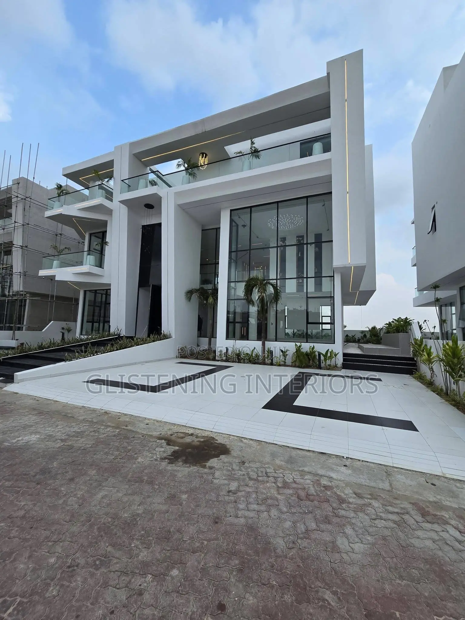 Balcony and Terrace10m Plain Tempered Glass and All Black Accessories