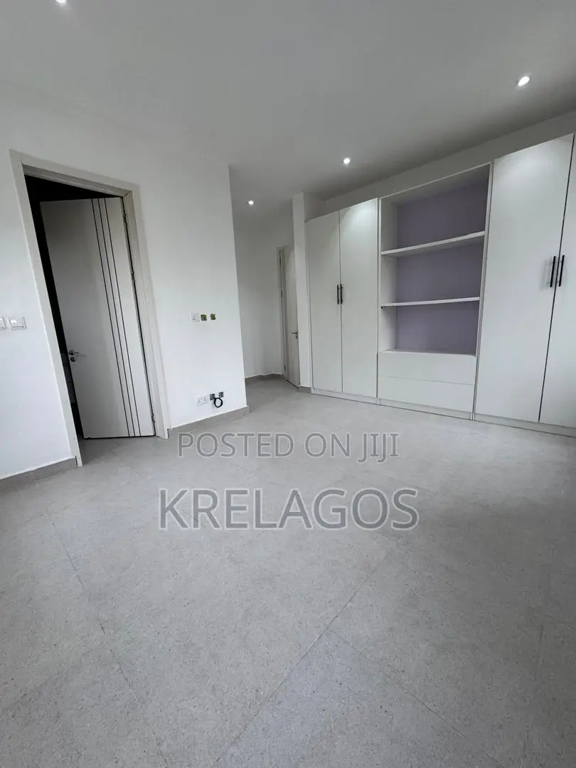 2bdrm Apartment in Ikate for sale