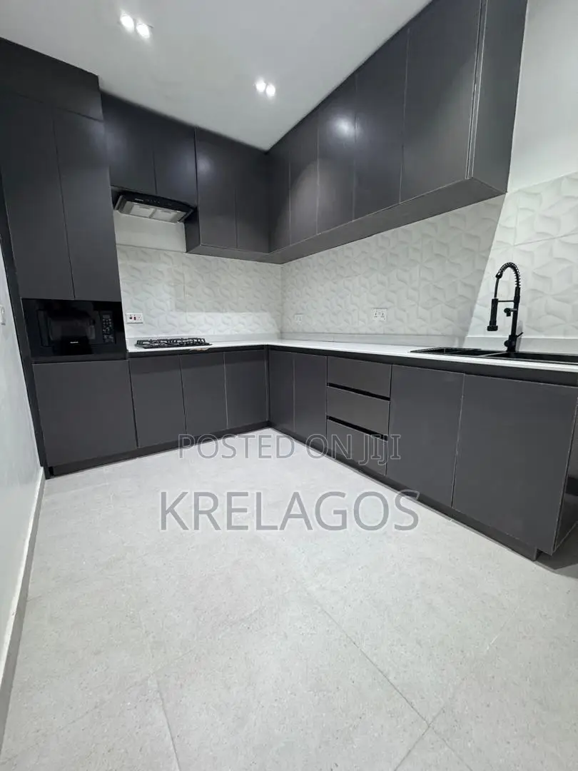 2bdrm Apartment in Ikate for sale