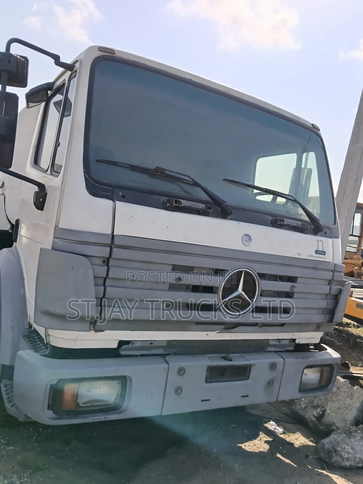 Mercedes Benz Water Tank