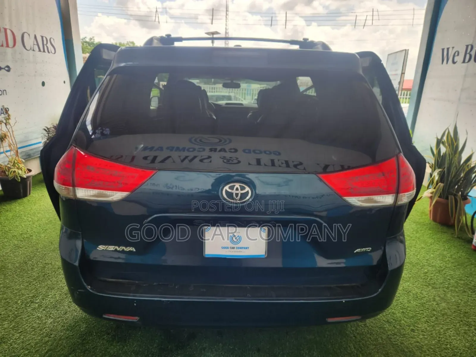 Toyota Sienna 2011 Blue