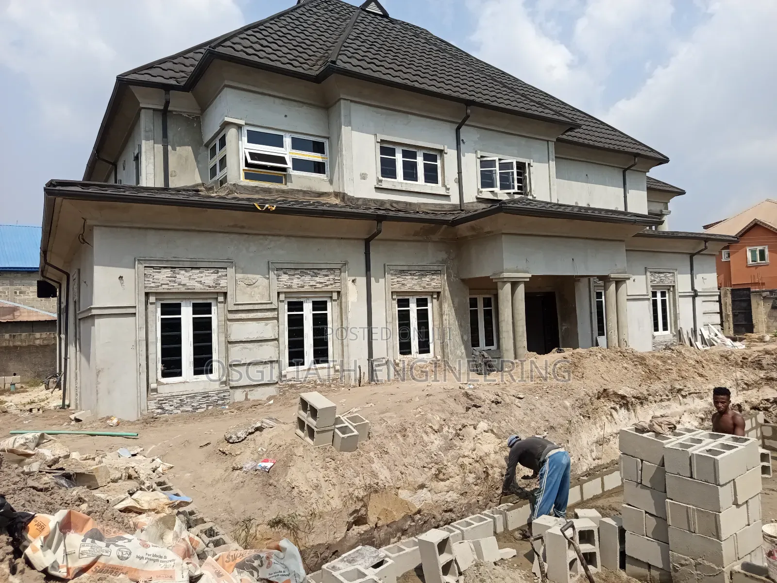 Engineer, Building/Swimming Pool