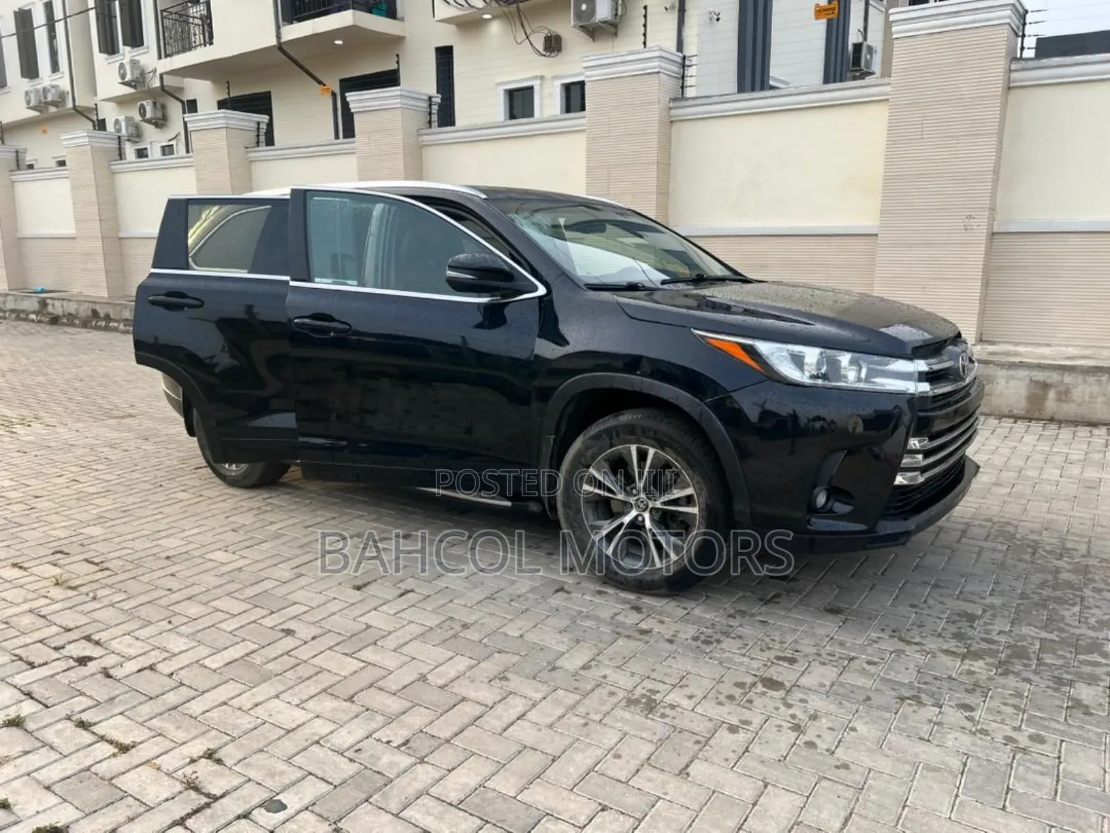 Toyota Highlander XLE V6 4x2 (3.5L 6cyl 6A) 2016 Black