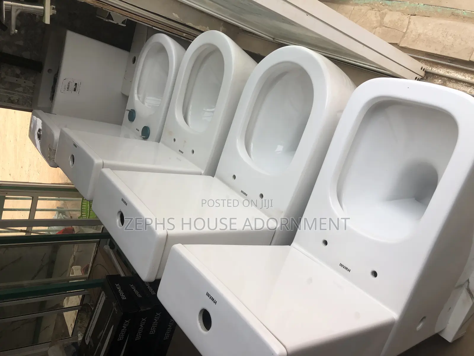 Water Closet , Hwani