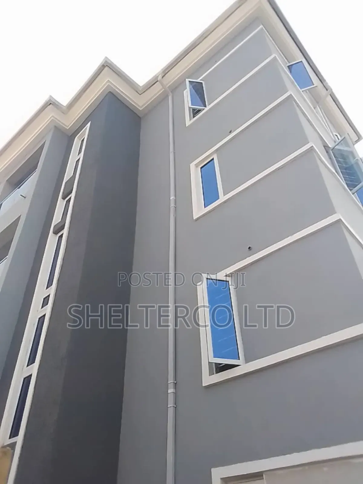 2bdrm Block of Flats in Gated, Itire for sale