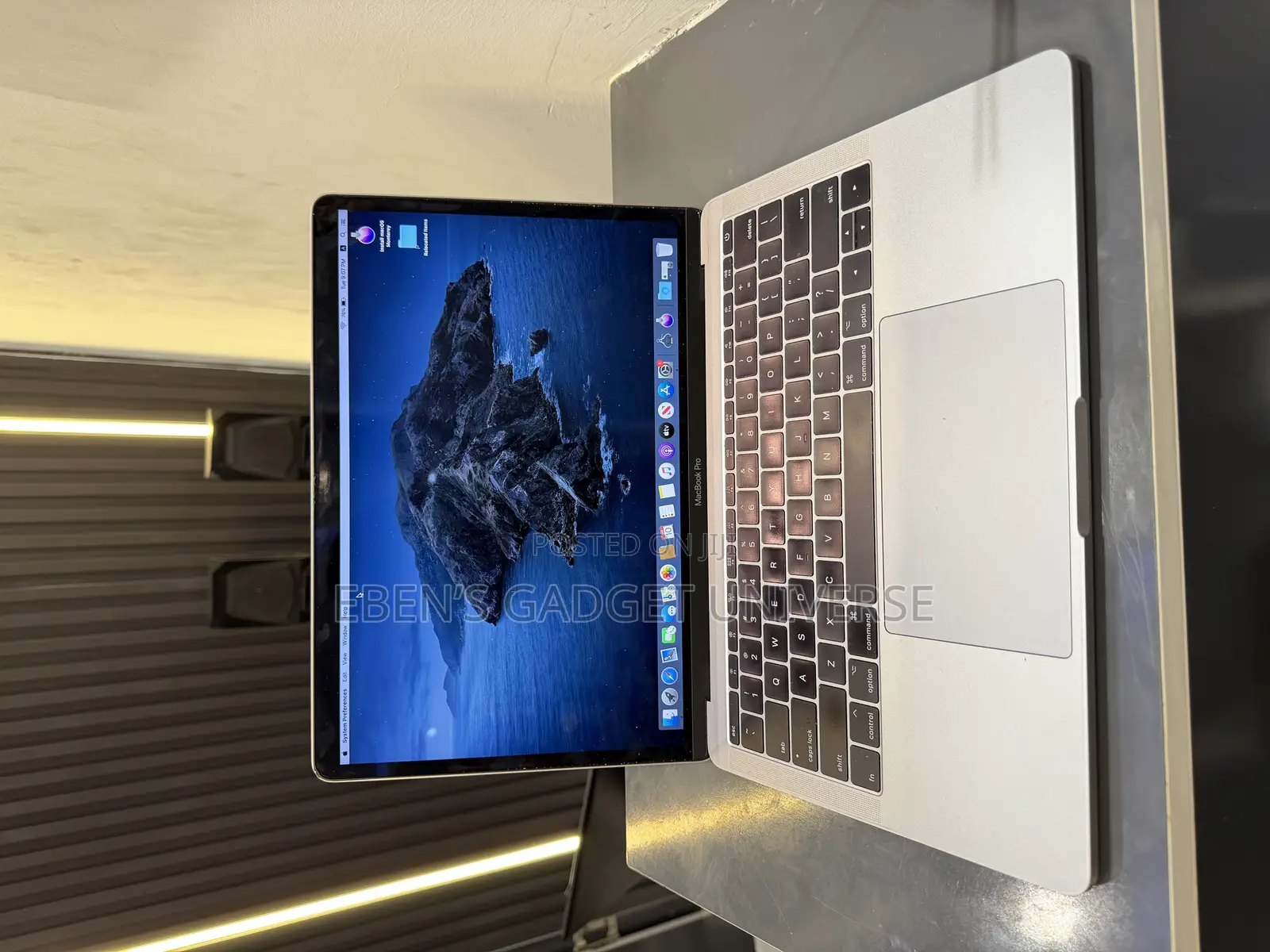 Laptop Apple MacBook Pro 2017 16GB Intel Core i7 SSD 1T