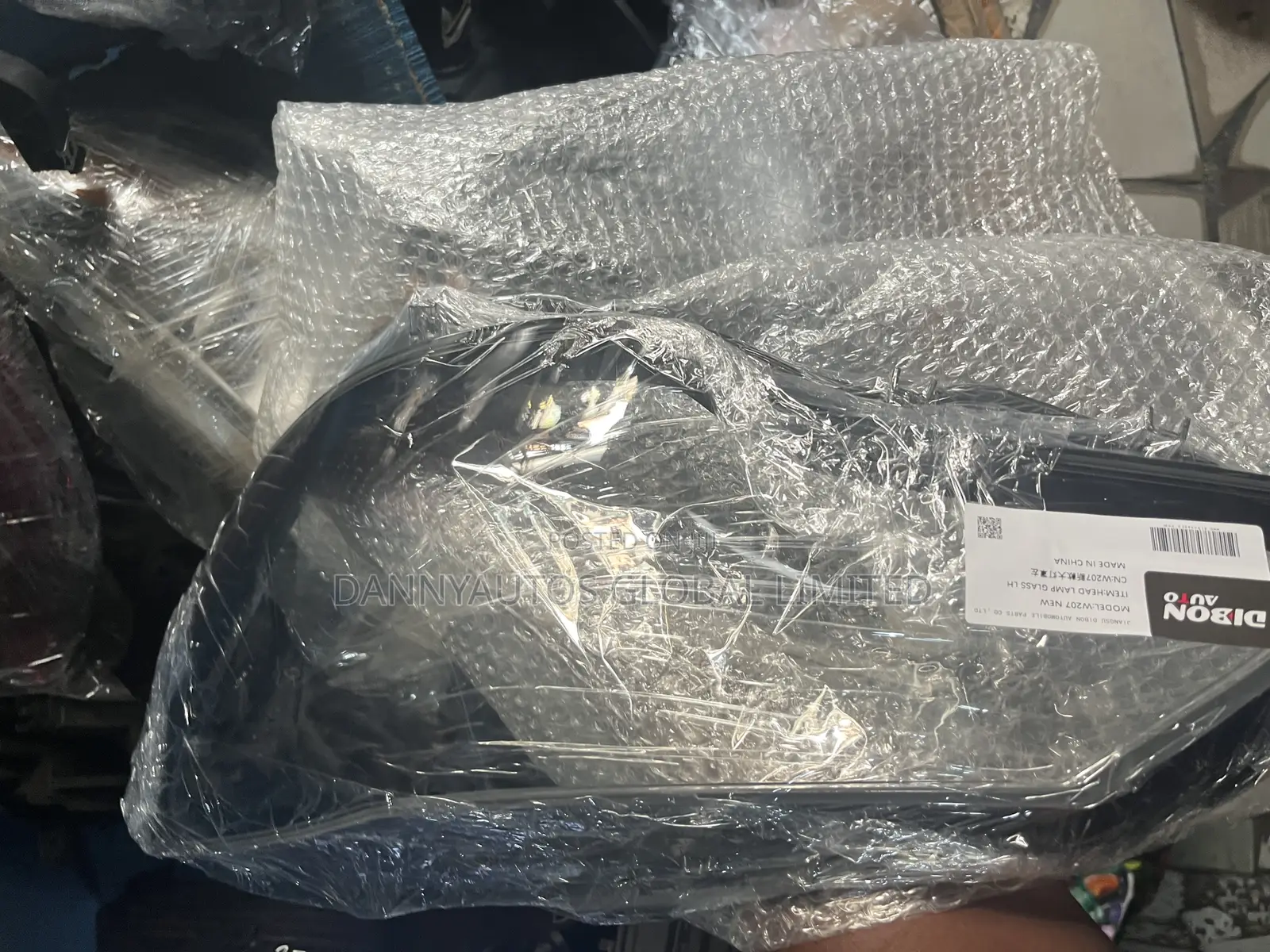 Headlamp Cover for E400, E350 Coupe W207 Model