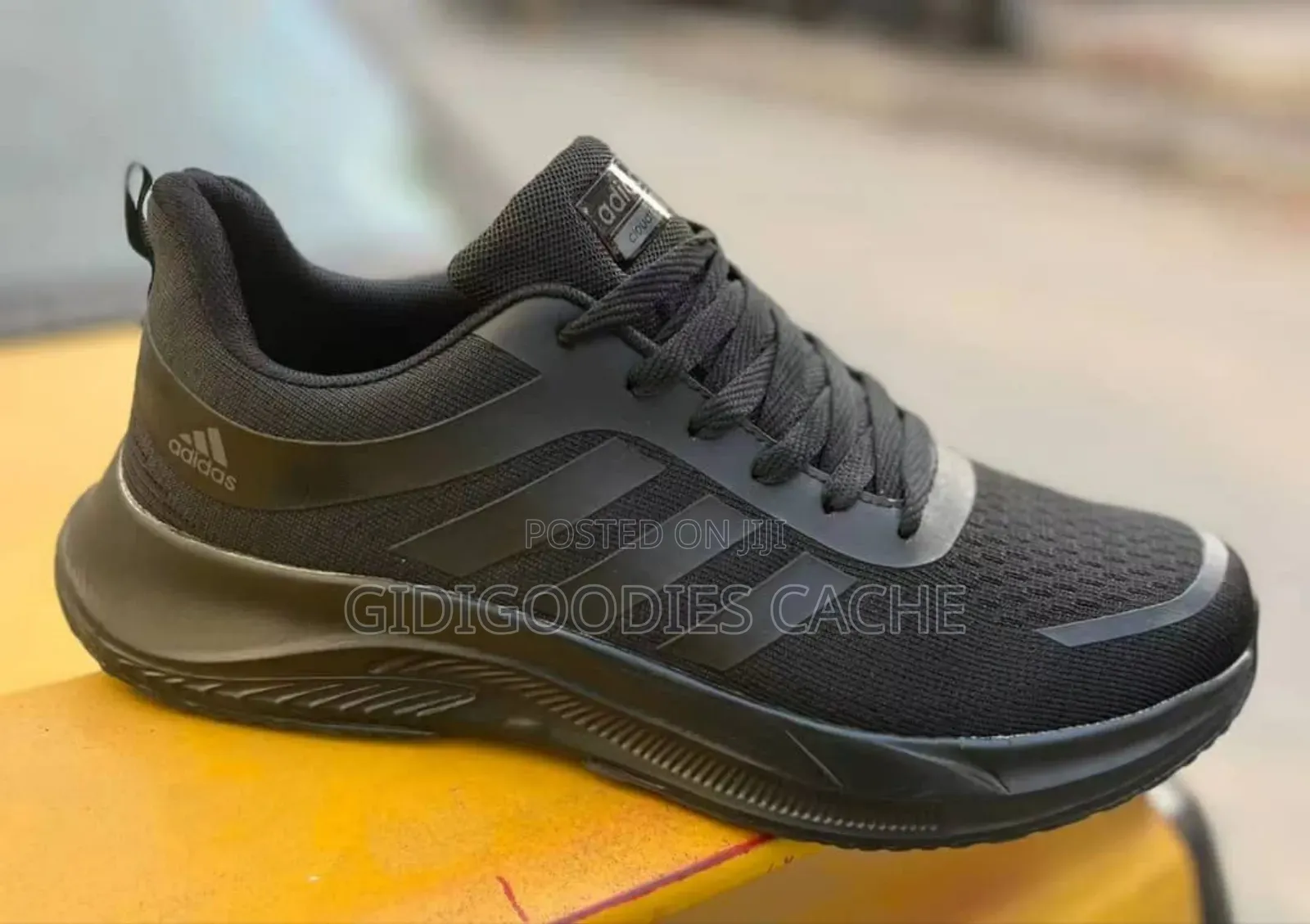 Adidas Cloud Foam Sneakers Size 45-48