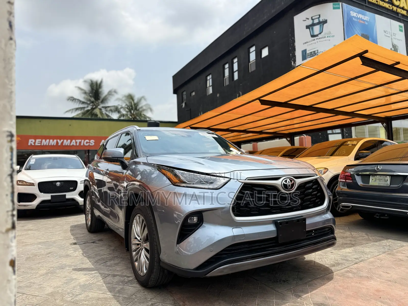 Toyota Highlander Platinum 2025 Gray