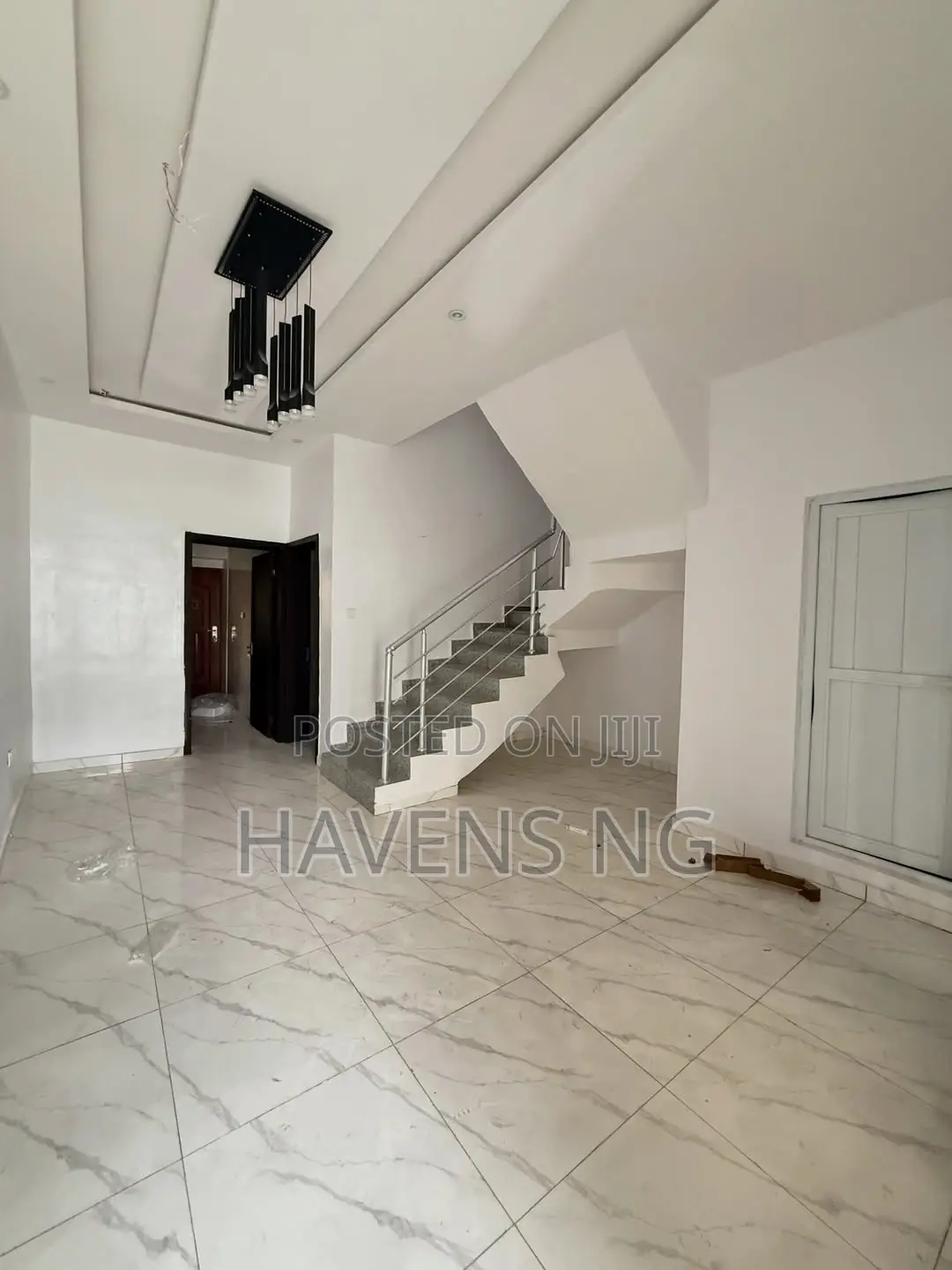 3bdrm Duplex in Lekki Phase 2 for sale