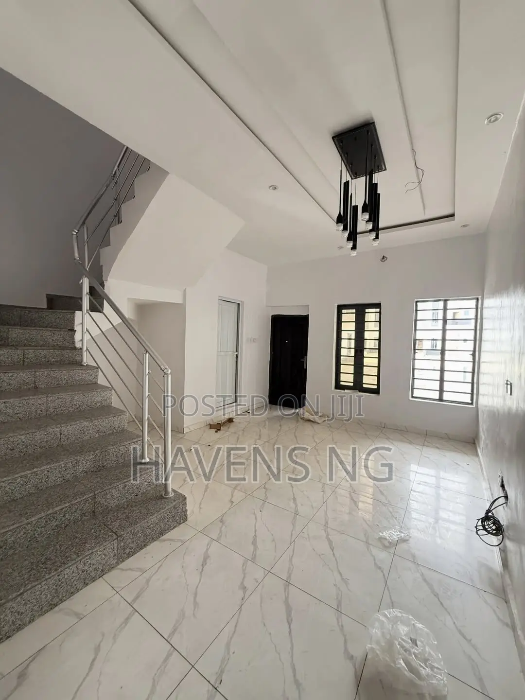 3bdrm Duplex in Lekki Phase 2 for sale