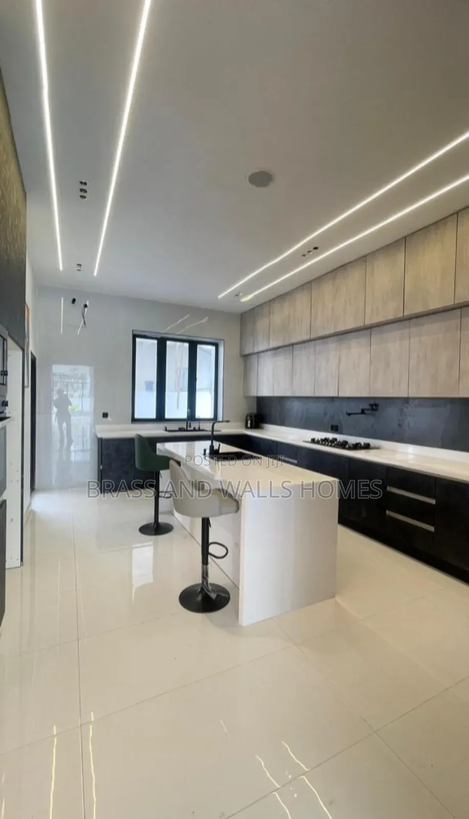 Furnished 5bdrm Duplex in Ajah for sale