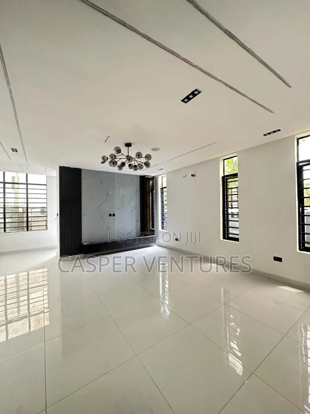 5bdrm Duplex in Blenco, Sangotedo for sale
