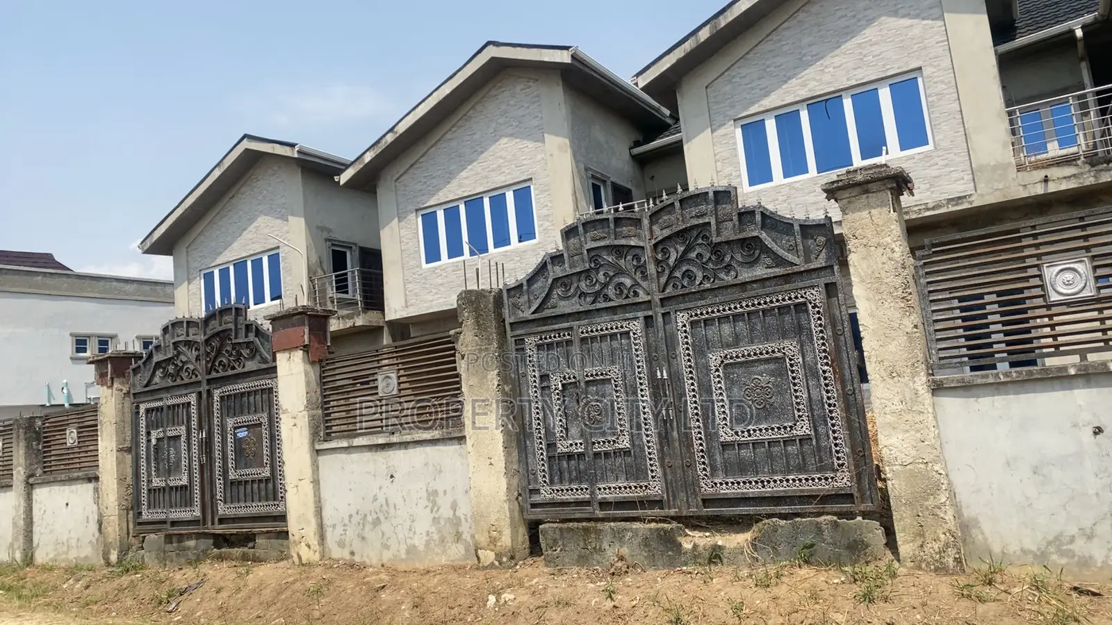 4bdrm Duplex in Valley View Estate, Ikorodu for sale