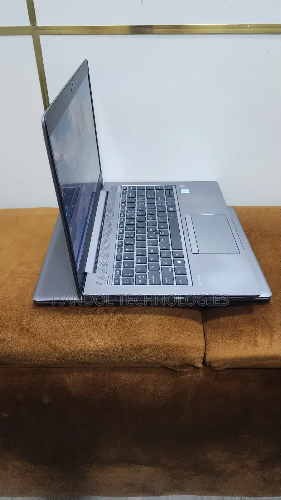 Laptop HP EliteBook 840 G10 8GB Intel Core i5 SSD 256GB