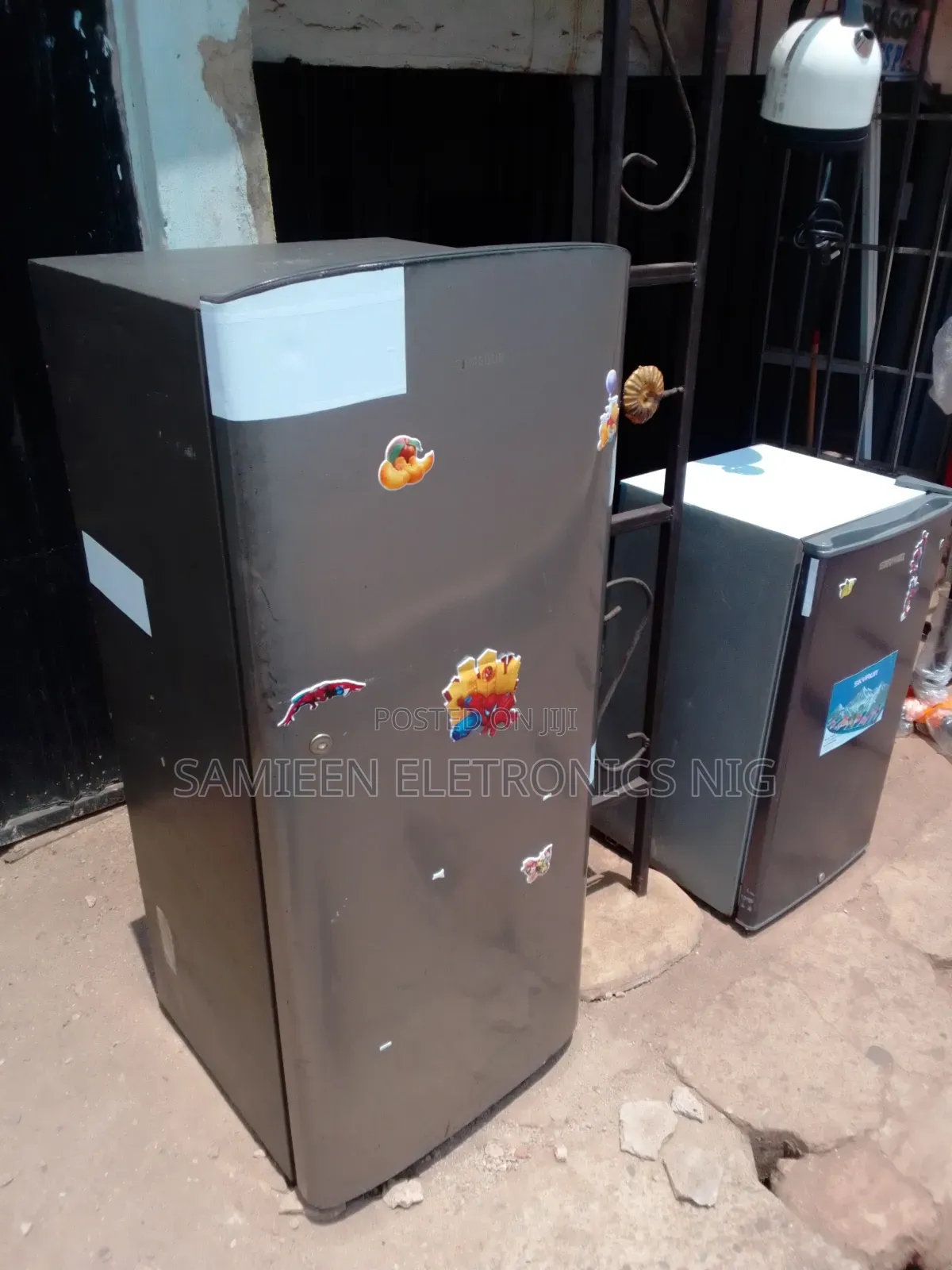 Samsung 217l R Efrigerator, Inverter Tech X, Excellent Ice Chilling,
