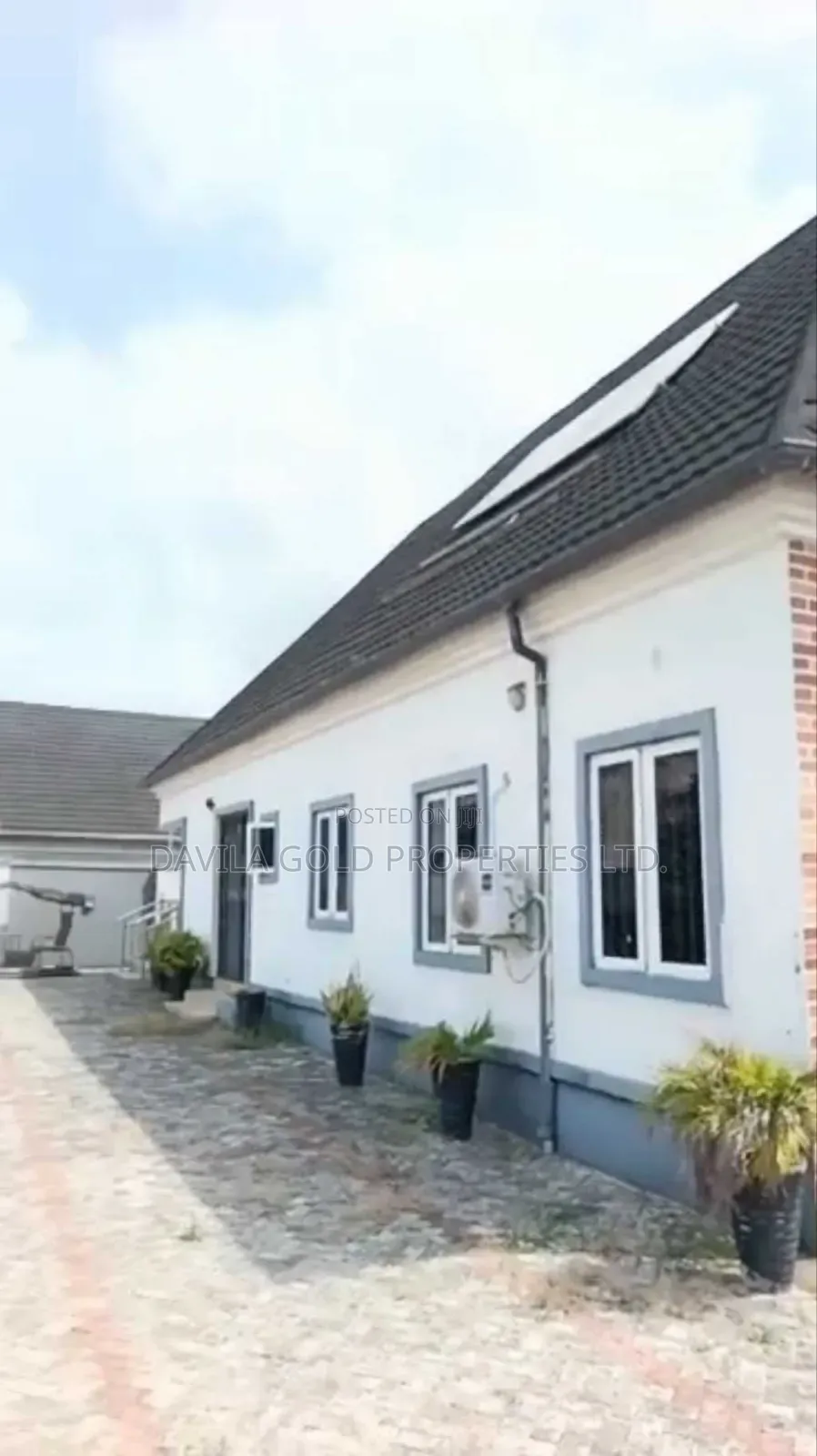 4bdrm Bungalow in Igueben for sale