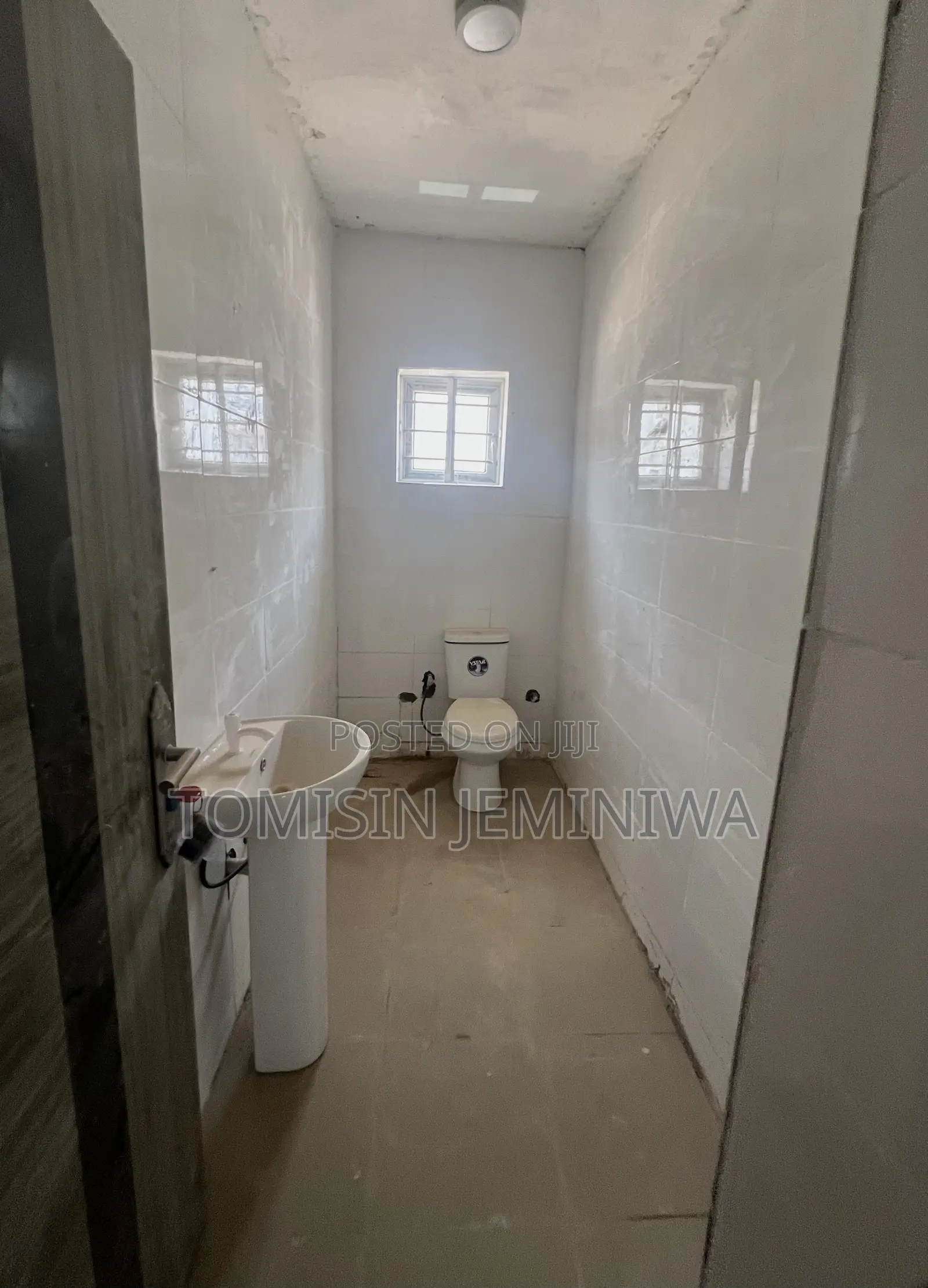 Furnished 3bdrm Block of Flats in Pacific Estate, Kubwa for sale