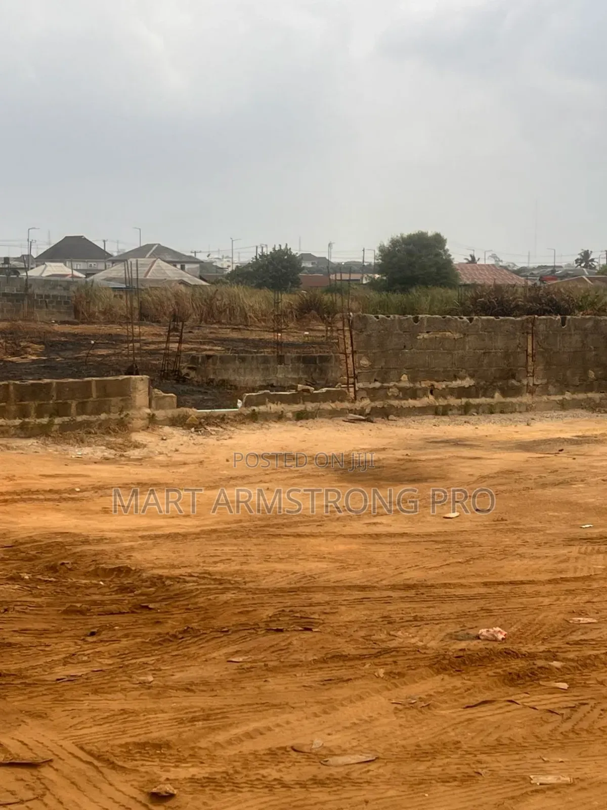 A Good Commercial Landed Property Facing Major Road