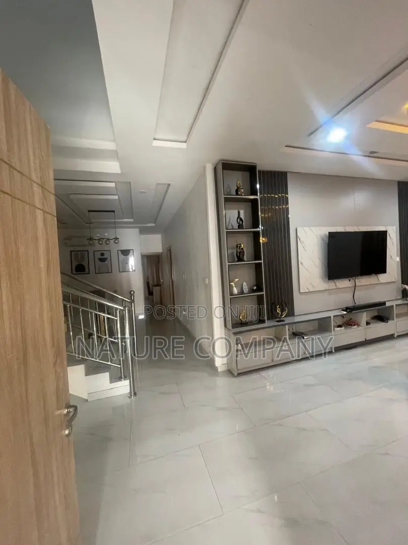 Furnished 5bdrm Duplex in Omole Phase 1 for rent