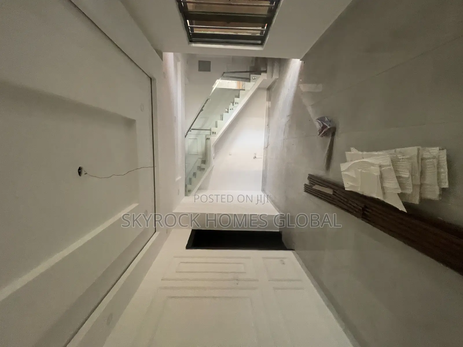 4bdrm Duplex in Jakande for rent