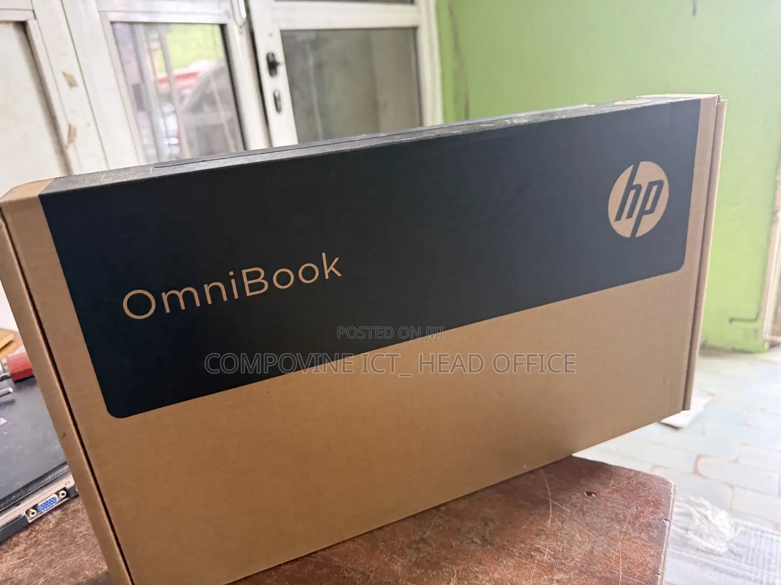 New Laptop HP OmniBook 5 Flip 8GB Intel Core i5 SSD 512GB