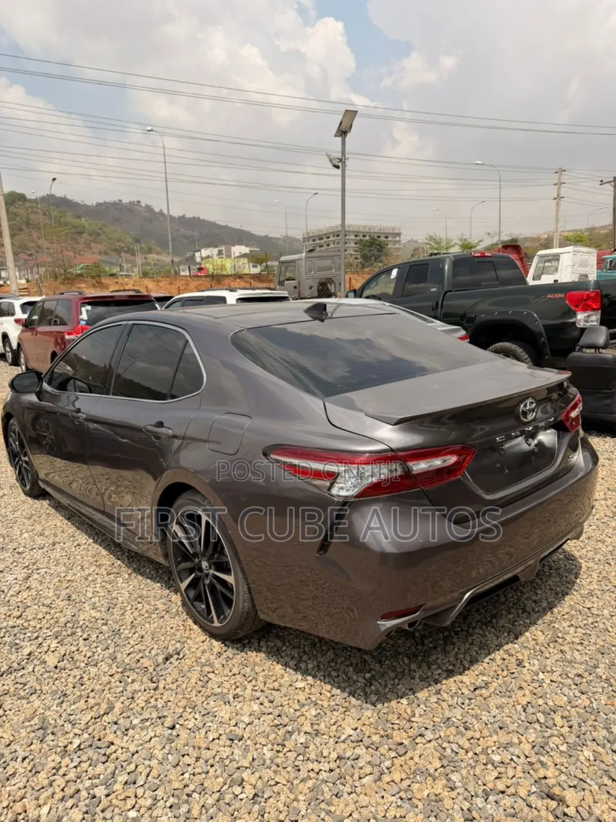 Toyota Camry XSE (2.5L 4cyl 8A) 2019 Gray
