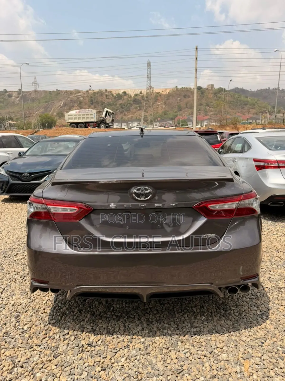 Toyota Camry XSE (2.5L 4cyl 8A) 2019 Gray