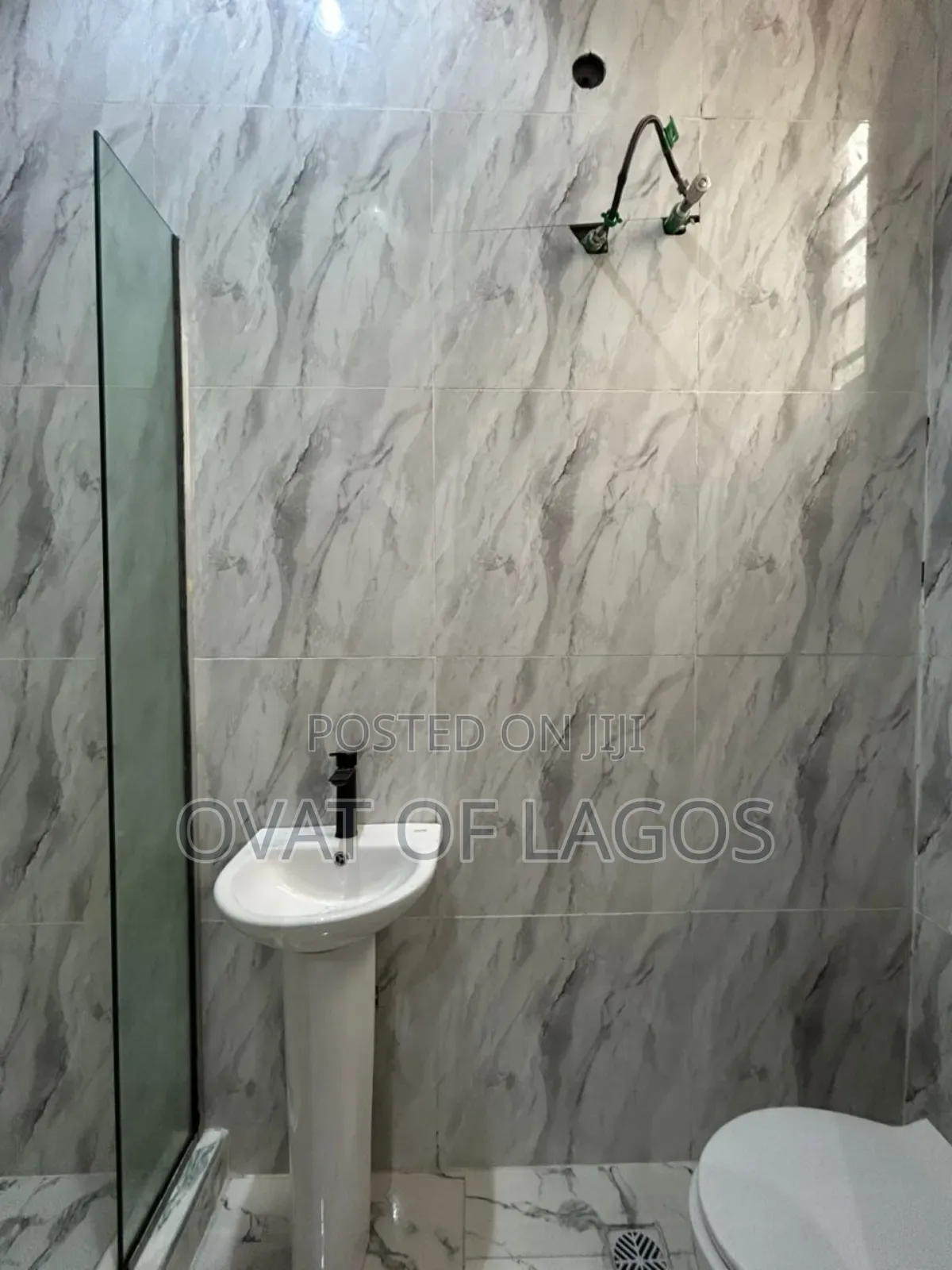 4bdrm Duplex in Ikota for sale