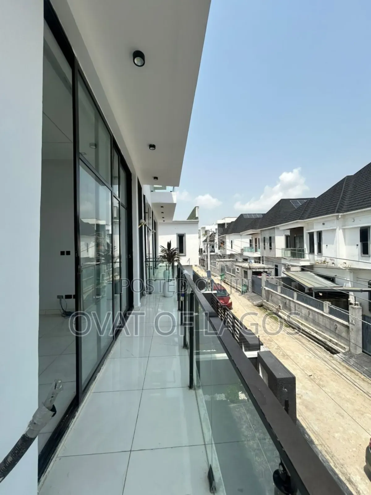 4bdrm Duplex in Ikota for sale