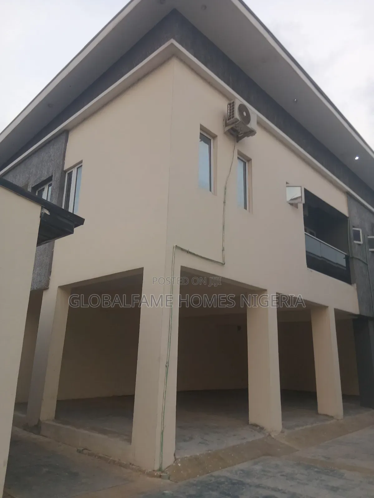 Furnished 20bdrm Block of Flats in Lakowe for rent