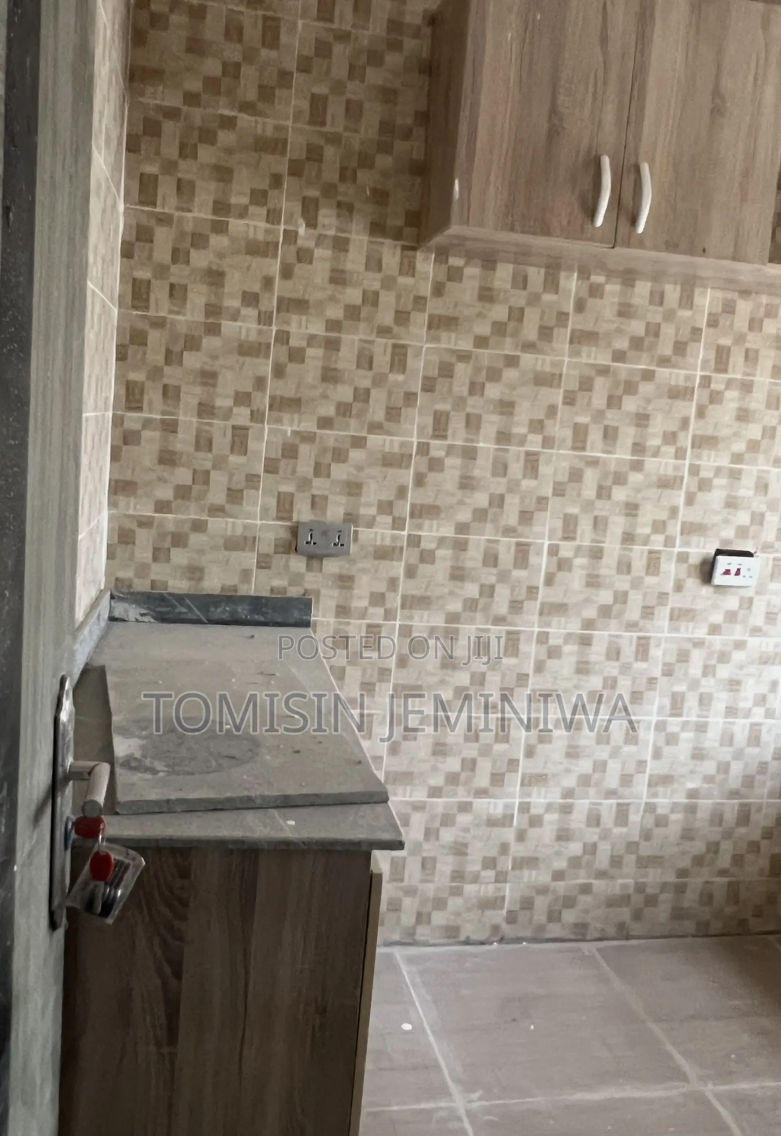 Furnished 2bdrm Block of Flats in Pacific Estate, Kubwa for sale