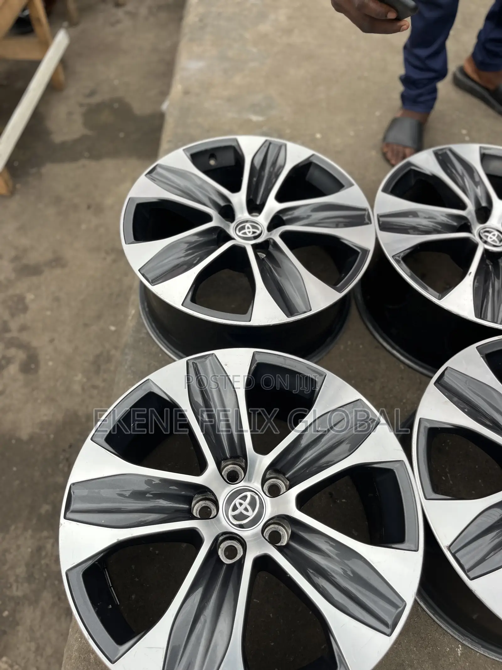 18rim Toyota Highlander