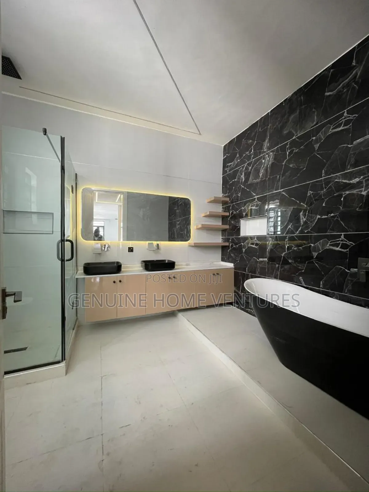 5bdrm Duplex in Lekki Phase One for sale