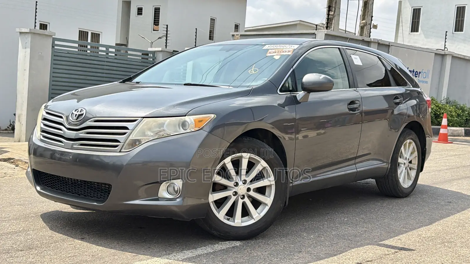 Toyota Venza LE 2012 Beige