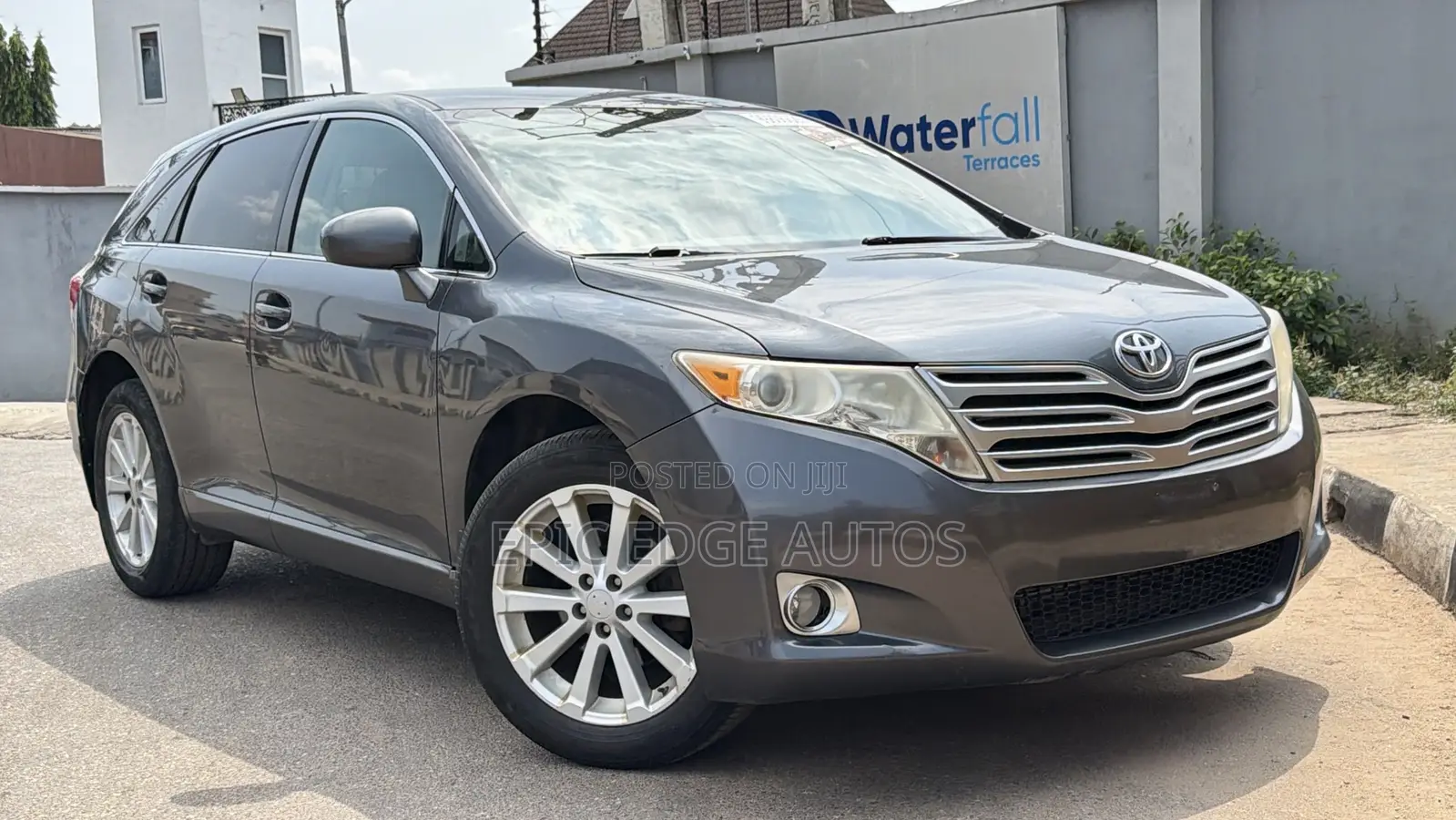 Toyota Venza LE 2012 Beige
