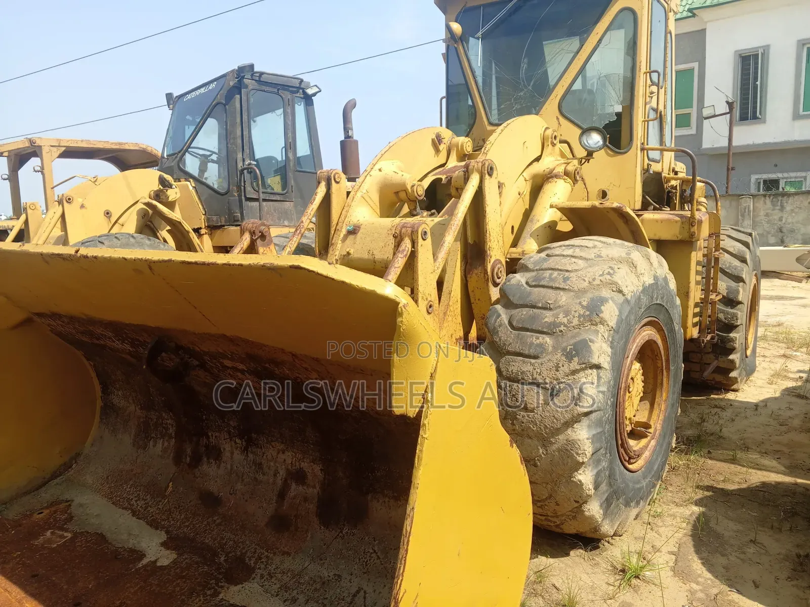 Fairly Foreign Used Caterpillar 966c Payloader.