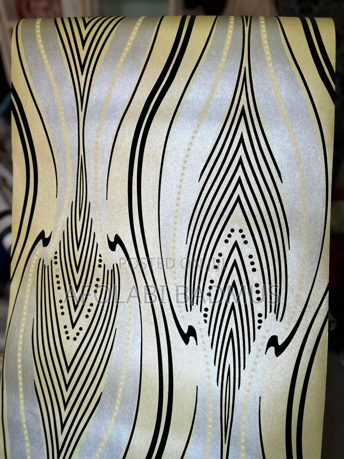 Wallpaper With Black and Lemon